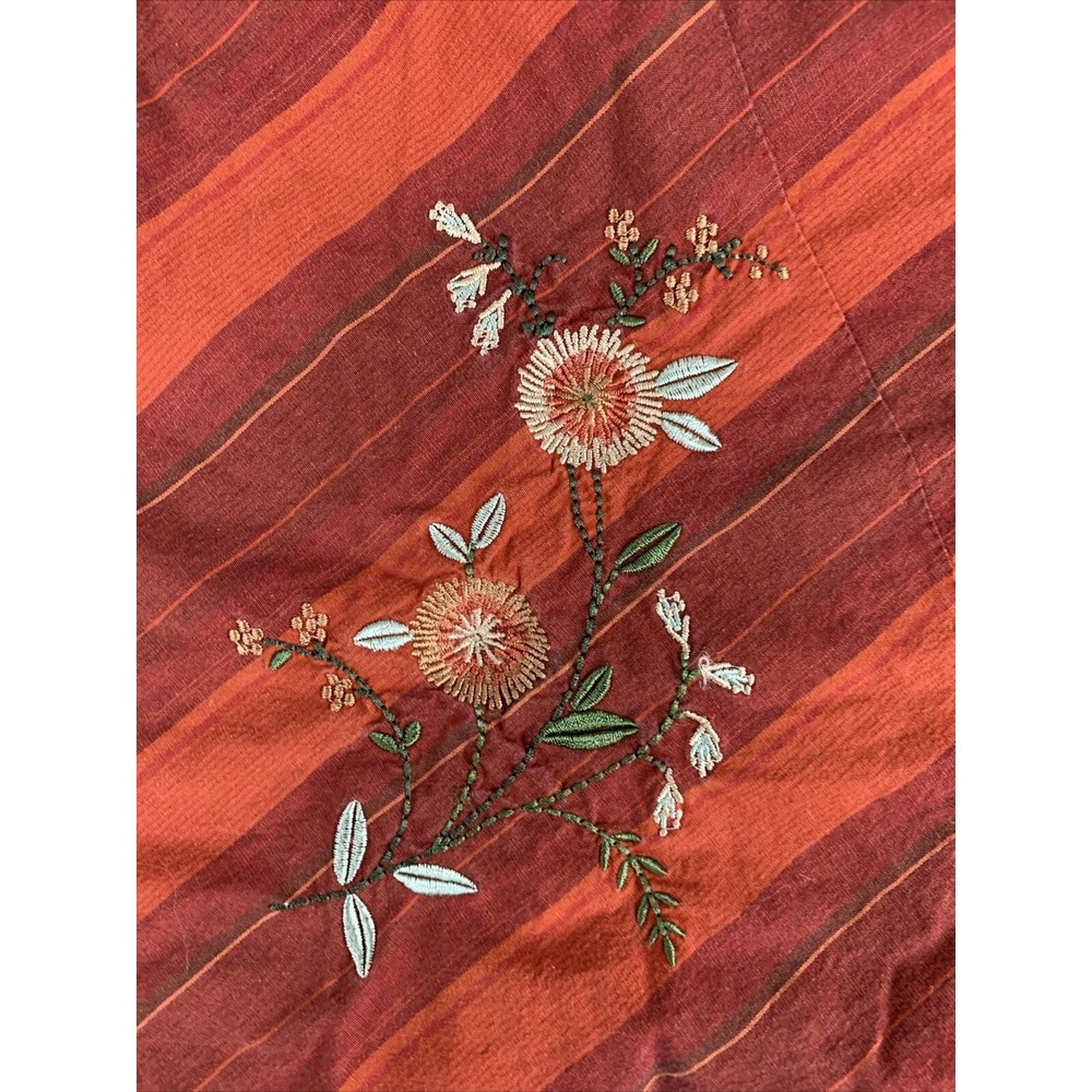 St. John’s Bay Womens Medium 3/4 Sleeve Chelsea Neck Button Up Shirt Embroidered - Picture 6 of 7